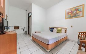 Urbanview Hotel Pondok Kurnia Cijagra Bandung by RedDoorz